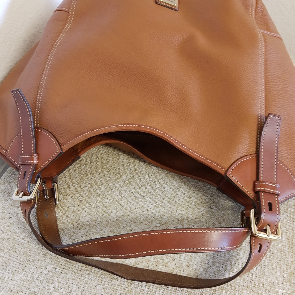 Dooney And Bourke Brown Pebbled Leather Bag - Picture 4 of 8